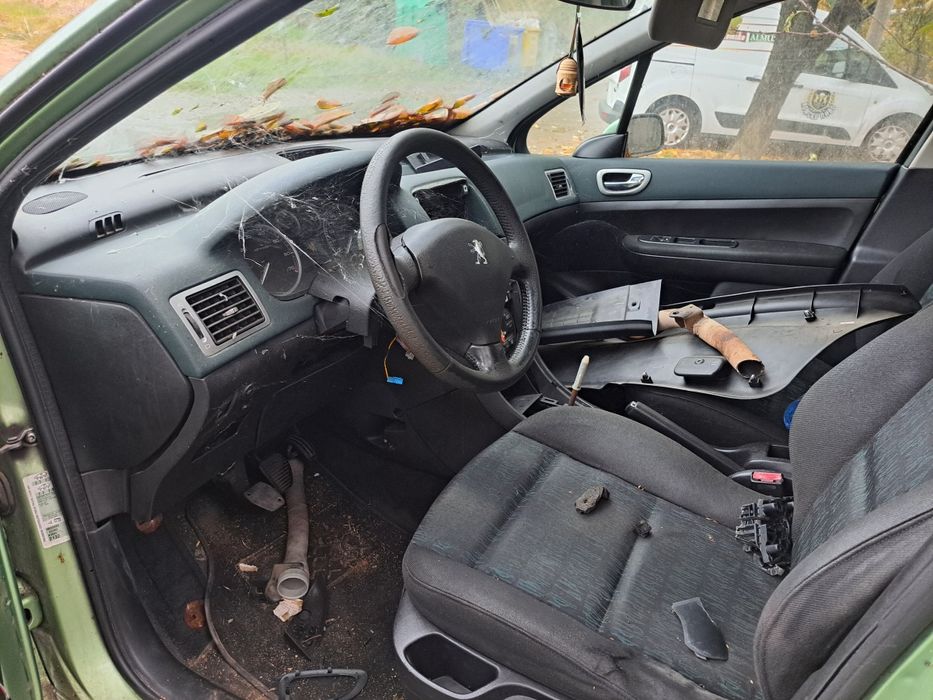 Peugeot 307 Пежо 307