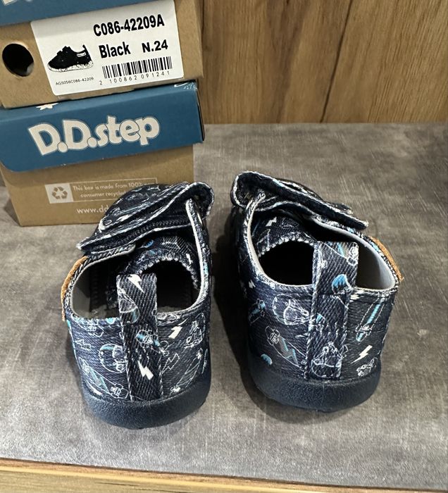 Детски обувки пантофи