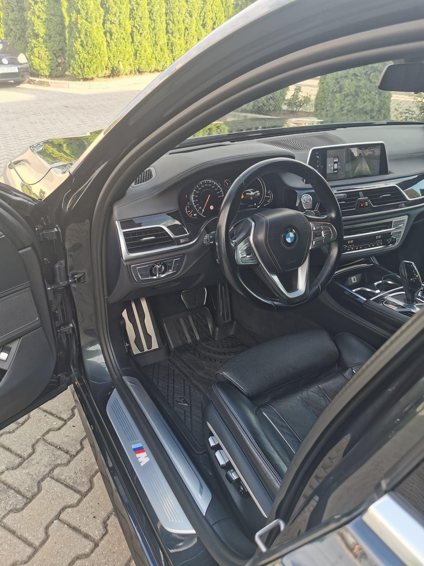 BMW seria 7, 730xd Pachet M, Harman, Soft,Carbon