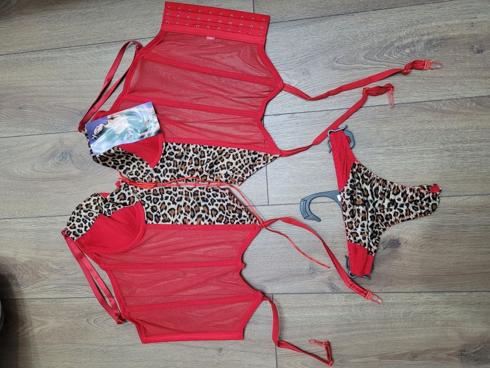 set lenjerie corset +bikini sexy animal print