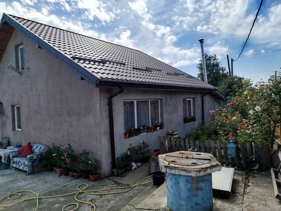 Casa si livadă de vanzare