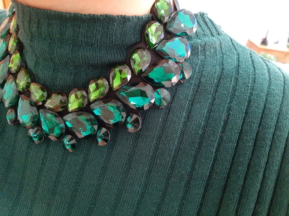 Продам украшение- воротник