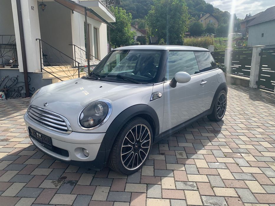 Vând Mini Couper