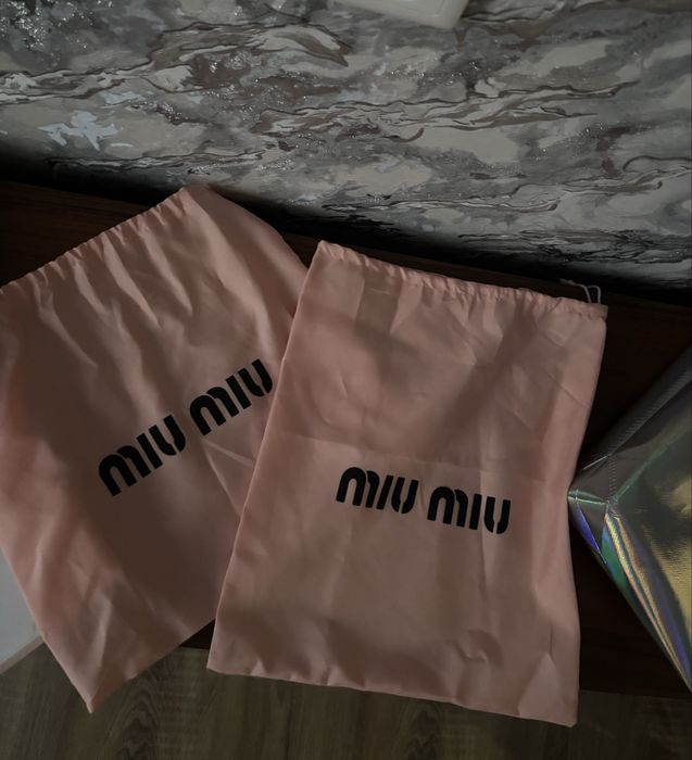 Продам женскую сумку MIU MIU, в хорошем состоянии