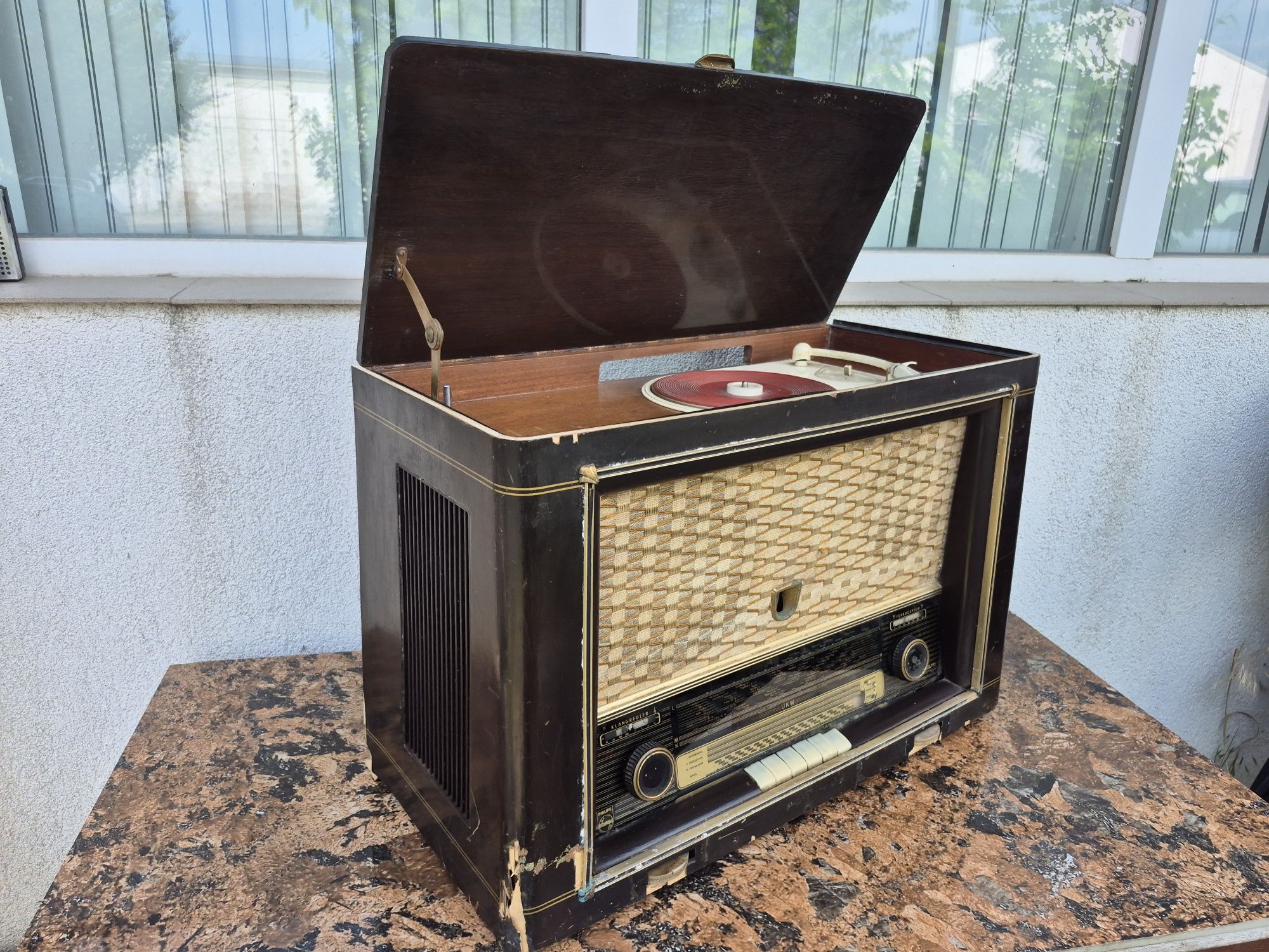 Vând Radio cu pick up, Philips Saturn model HD 653 A fab.1955 Germany