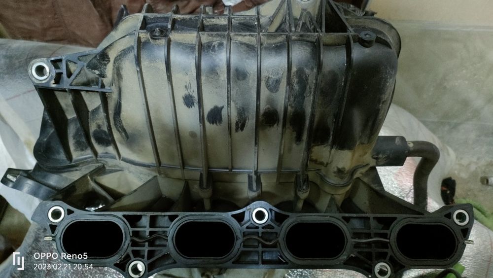 Впускной коллектор