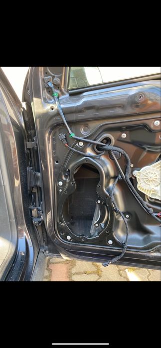 Electrician Auto , Sisteme Audio , Navigatii , Camere Auto