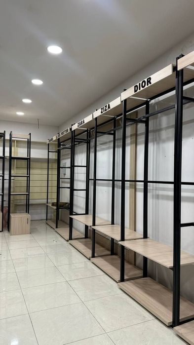 Лофт стеллажи для одежды продам за пол цены