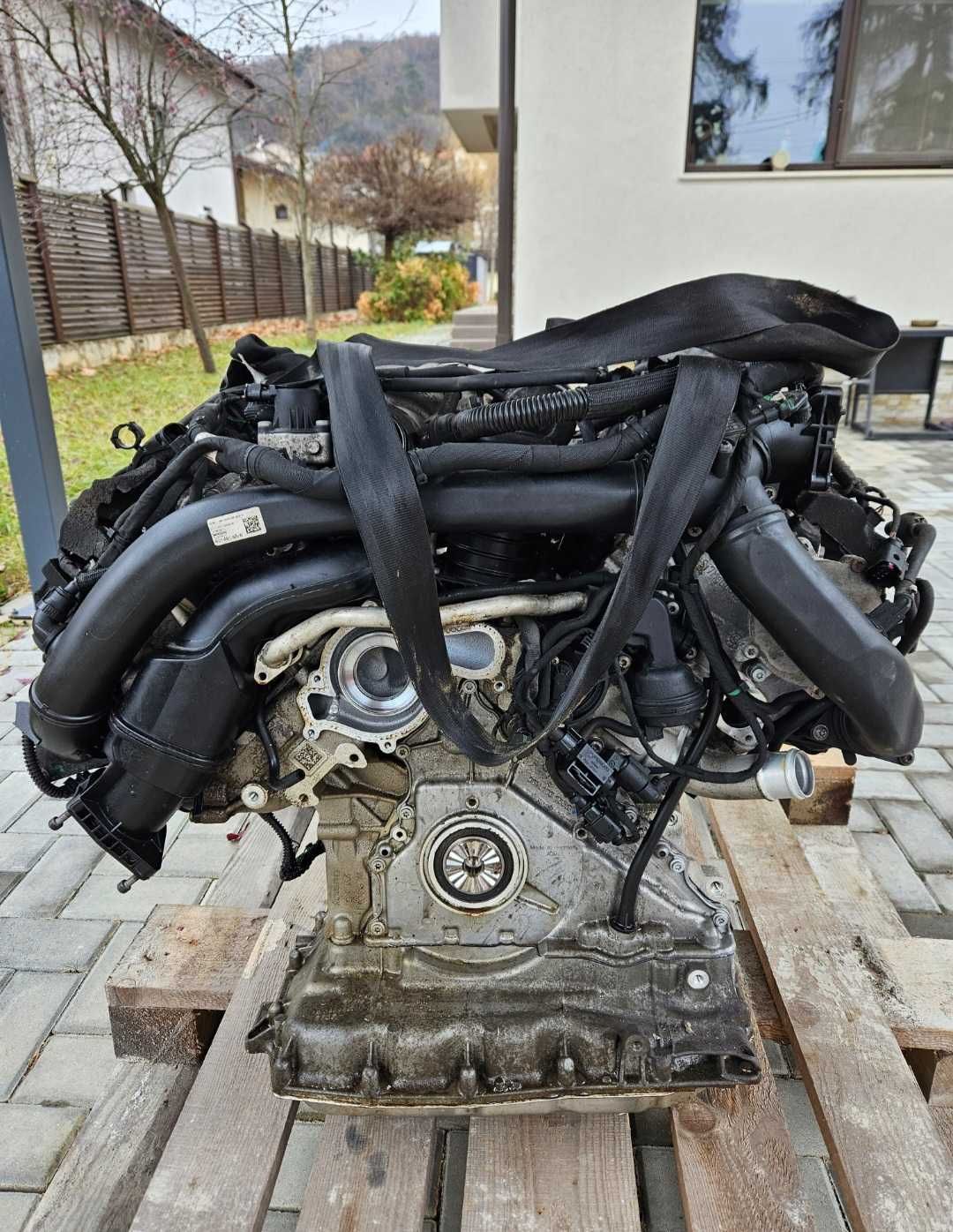 Motor porsche cayenne 3000 benzina cp 340 , cod DCB