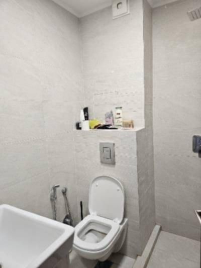 Дава се под наем Двустаен апартамент в София, Дружба 1 - 57 кв.м за 575 € - Снимка #8