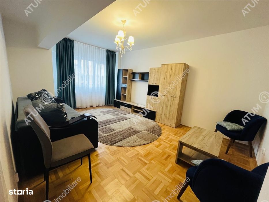 Apartament renovat de 2 camere cu balcon si pivnita in zona Strand 1