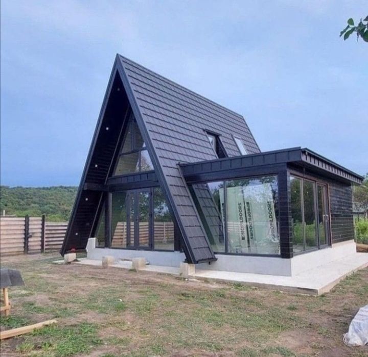 Vând cabane din lemn A-frame