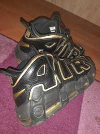 Nike UPTEMPO gold