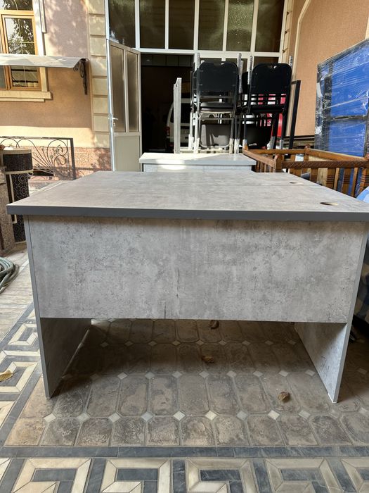 Stilyaj, parta stollar va tortmalar