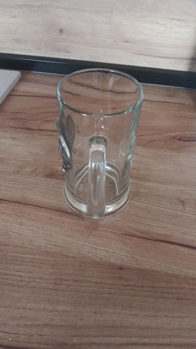 Стъклена чаша (халба) за бира.