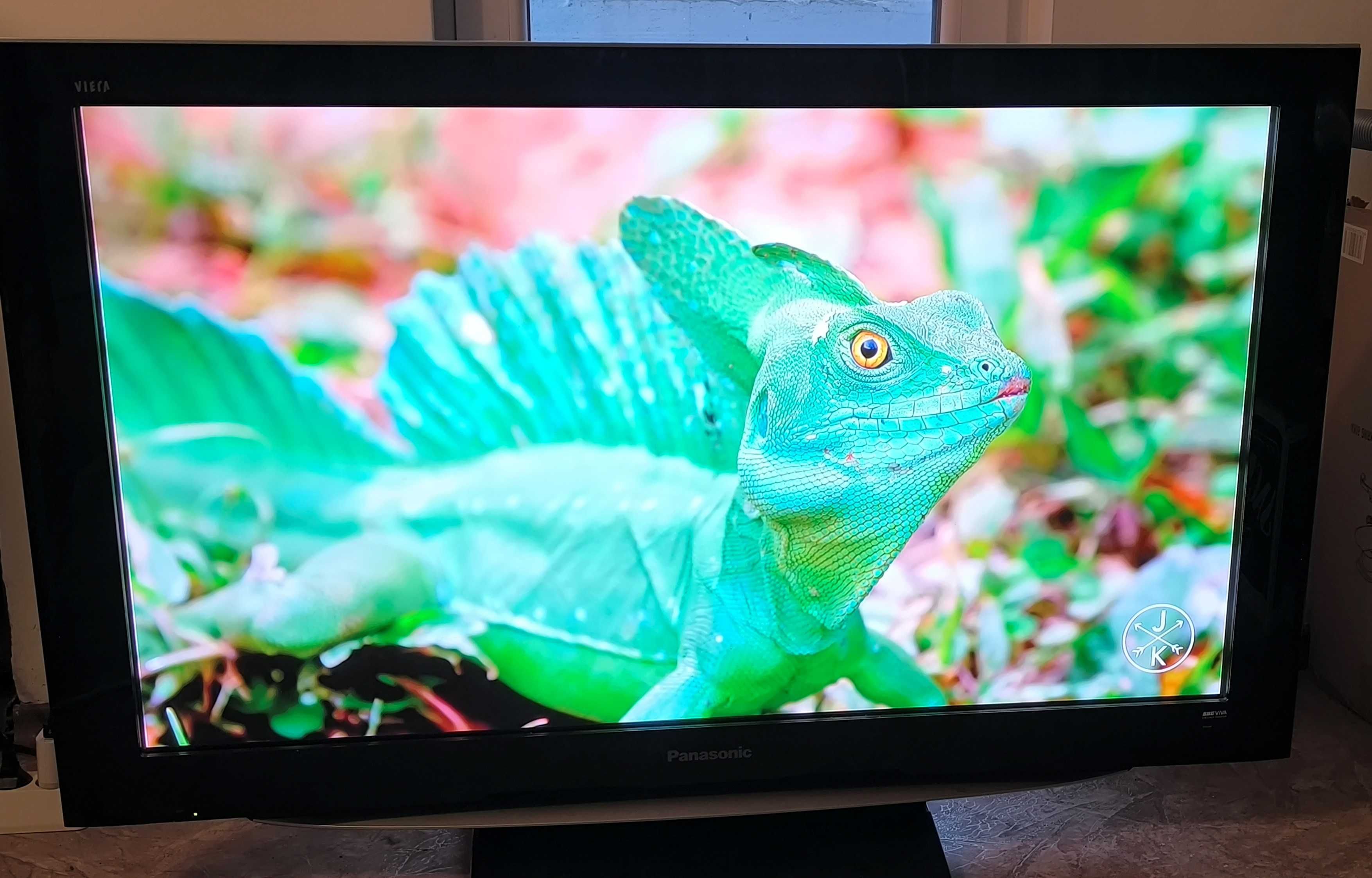 Продавам 46" Плазмен телевизор Panasonic модел TH-46PY85P