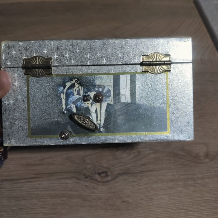 Музикална Интересна кутийка  Лебедово езеро