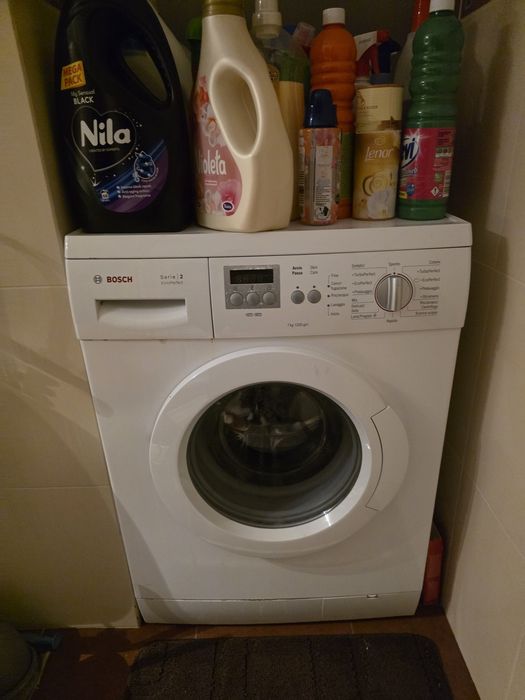 Închiriez apartament