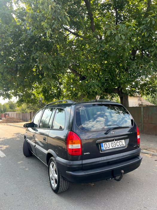 De vânzare Opel Zafira