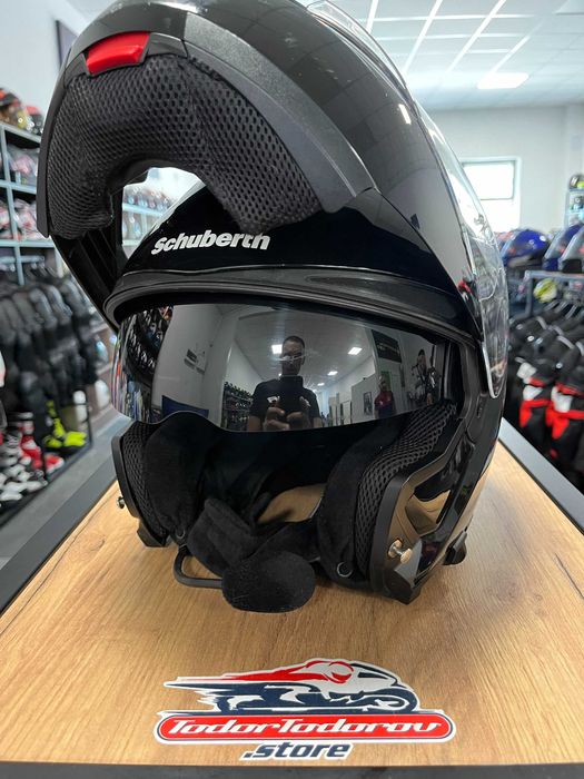 Отваряема мото каска SCHUBERTH C3 ,M 57-58см. очила,разговорно у-во