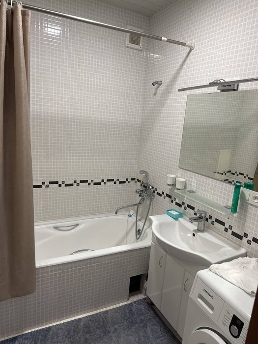 Срочно продаётся квартира генерал петрова 3-комн 85м2 балкон 2,20×7