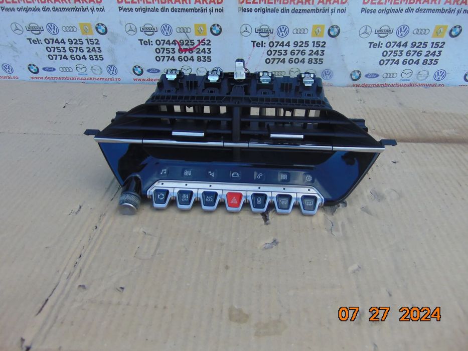 Panou butoane clima Peugeot 208 dupa 2019 2008 panou ac comenzi aer cod 9823457080