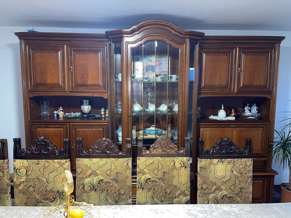 vitrina living /lemn masic import Germania