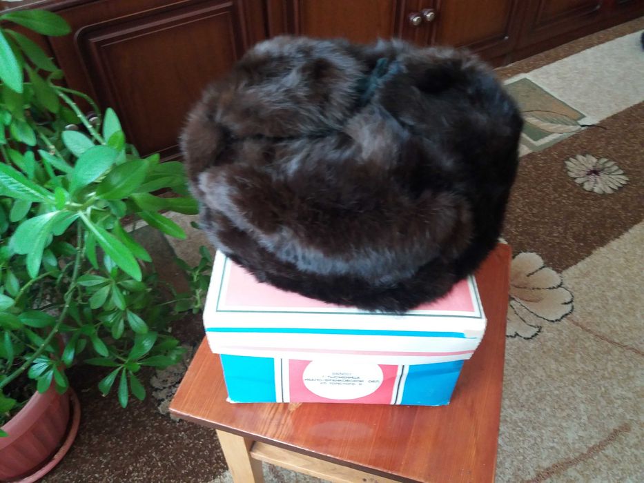 Шапка меховая, зимняя,фабричная,новая, цельная