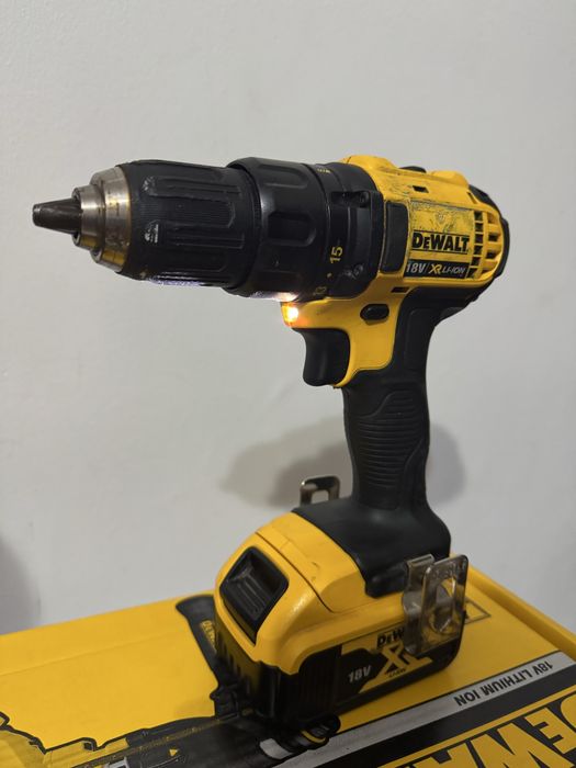 Filetanta Bormasina Dewalt DCD780 Stare foarte buna