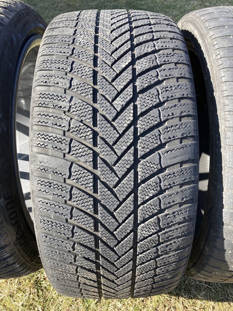 Гуми 265/40/21 Bridgestone