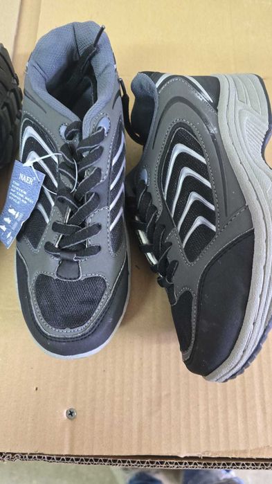 Pantofi sport noi engros import Germania