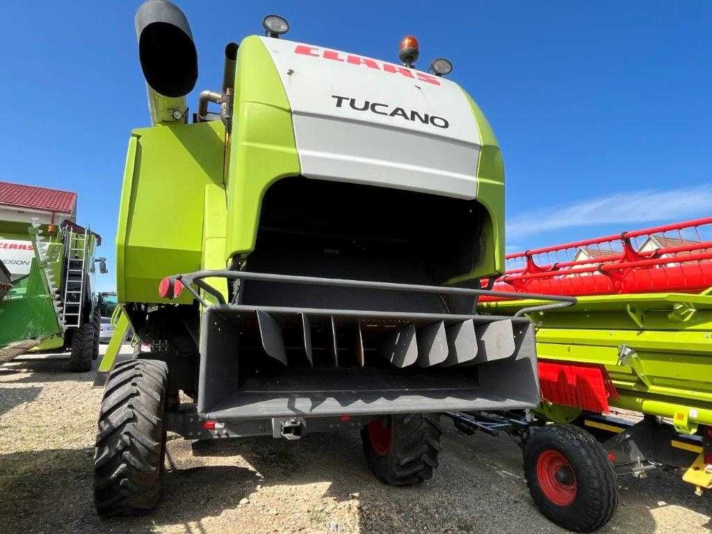 Combina CLAAS TUCANO 320 T4