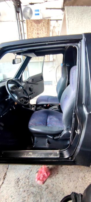 Продавам Suzuki Vitara