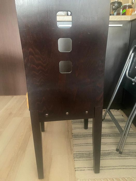 Маса с три стола