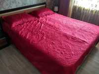 Кровать двухспальная продам