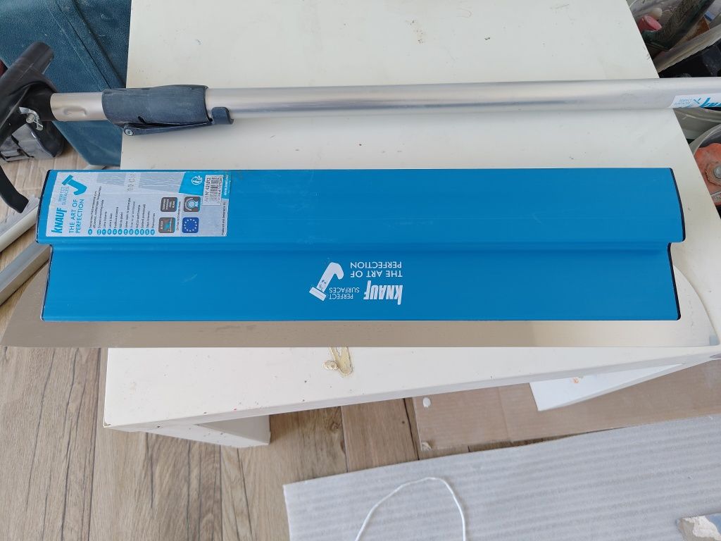 Нож за шпакловане 60см и телескопична дръжка Knauf