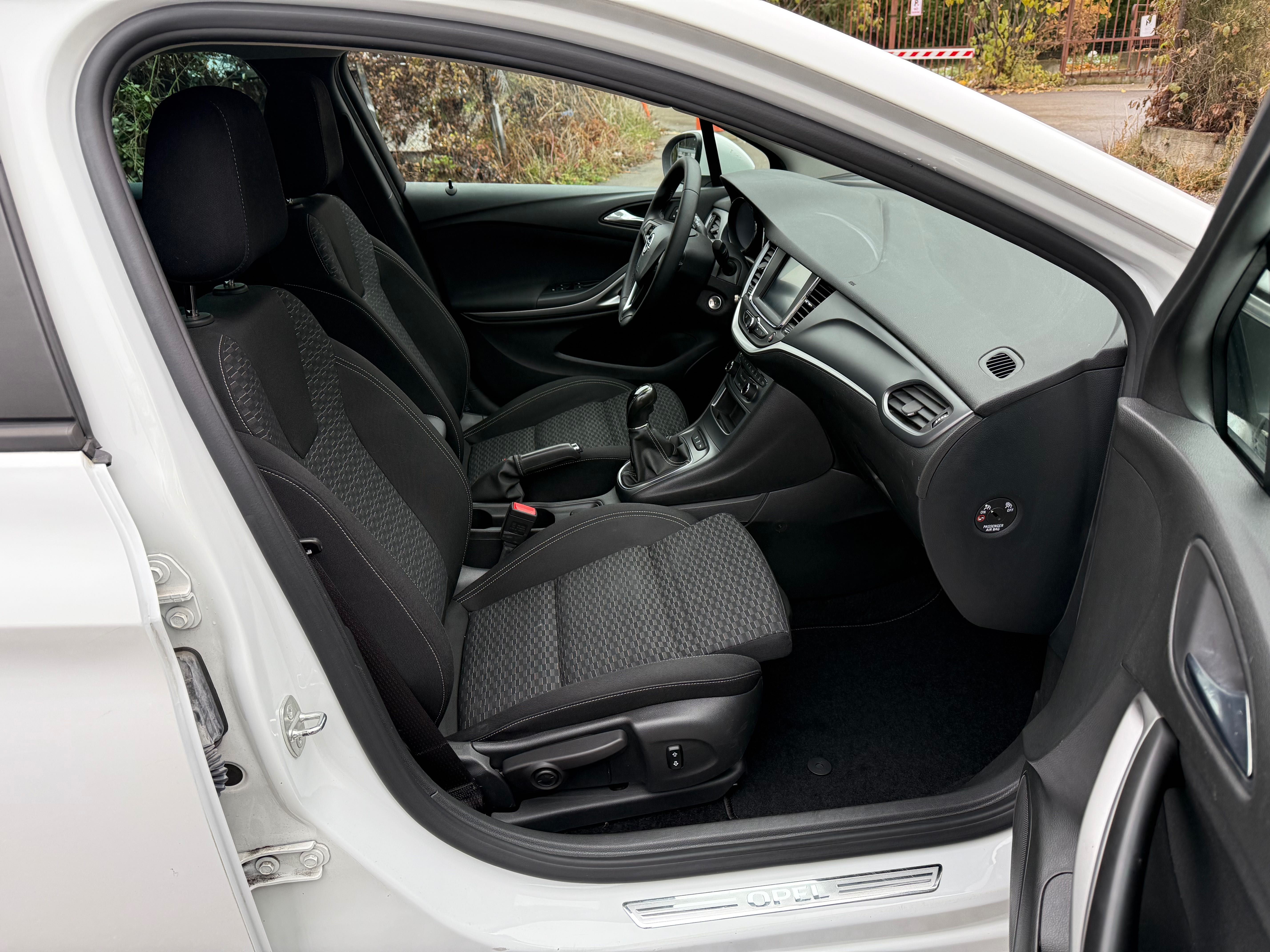 Opel Astra Sports Tourer 1.0 ECOTEC(105 кс )ecoFLEX start&stop 2019г.