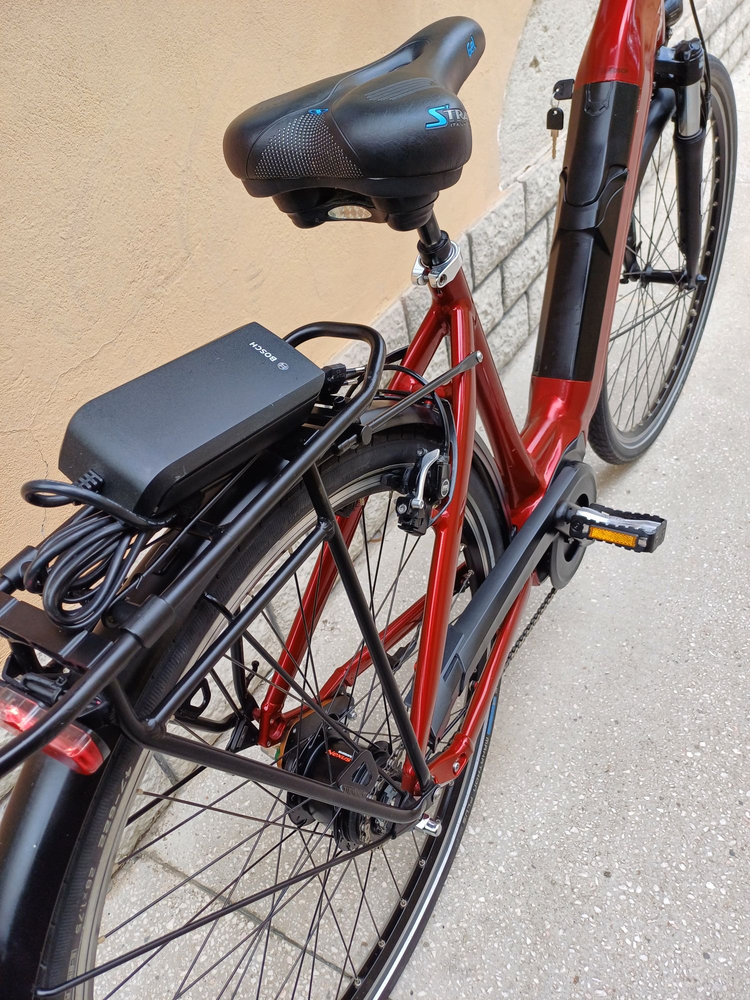 Bicicleta electrica cu motor Bosch