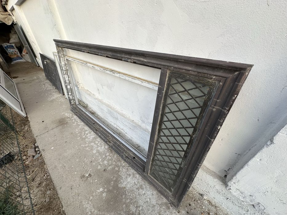 Продается двери