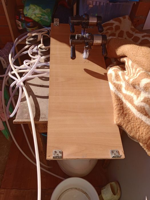 Продаю охладитель пивы за 40 тысяч и пивной кран за 2 кран 10 тысяч