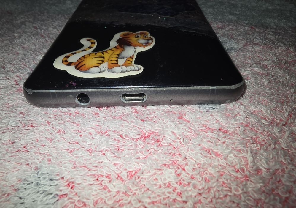 Vand un "mp4" cu android 7