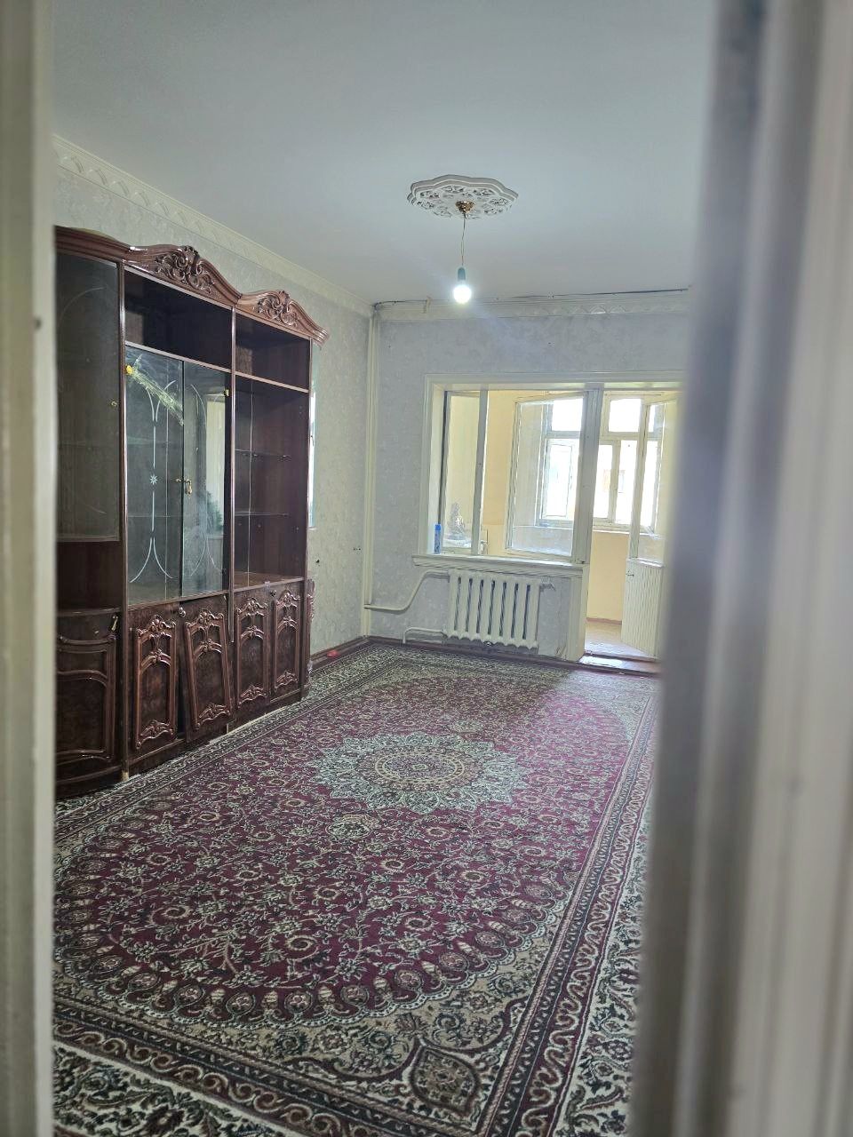 Фақат оилаларга Юнусобод 10 кв 2 хона 3 хона қилинган