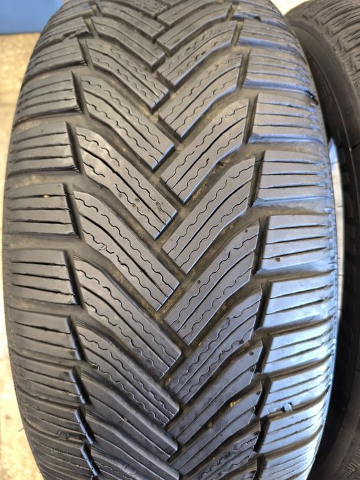 215 55 16 Michelin Alpin 6 Зимни 2бр.