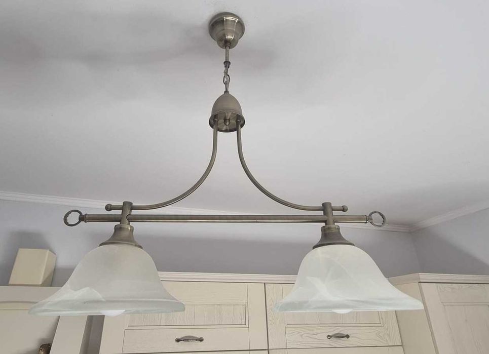 Vand lustra clasica, retro cu doua becuri, culoare bronz