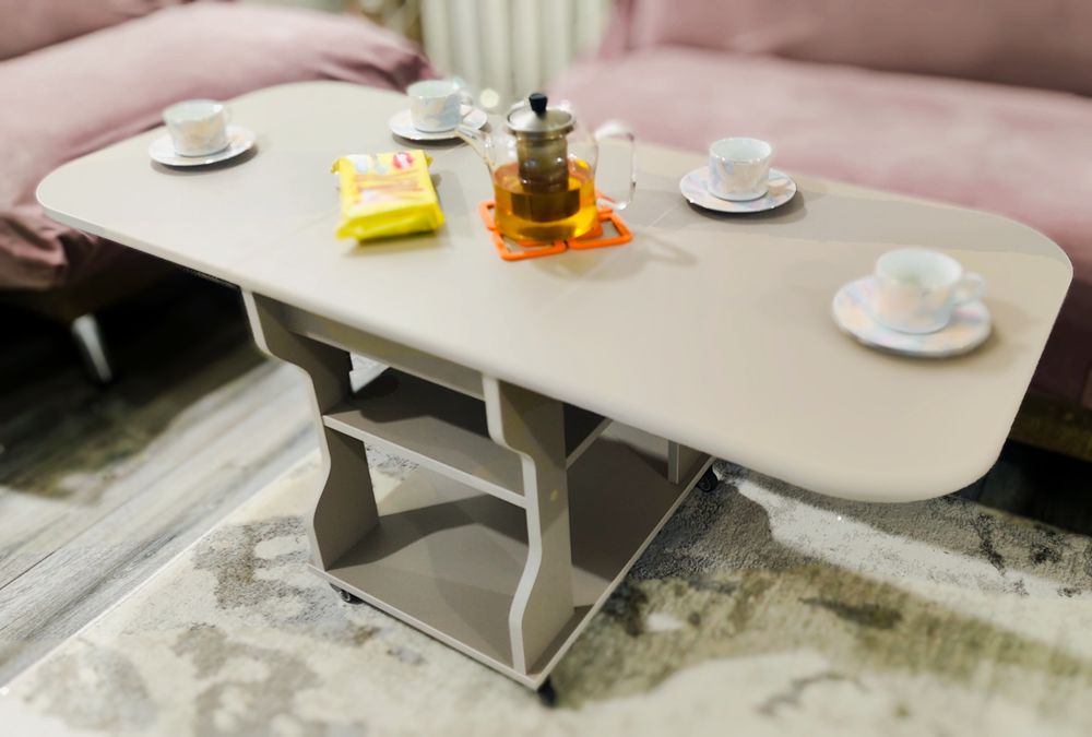 Продаётся раскладной стол