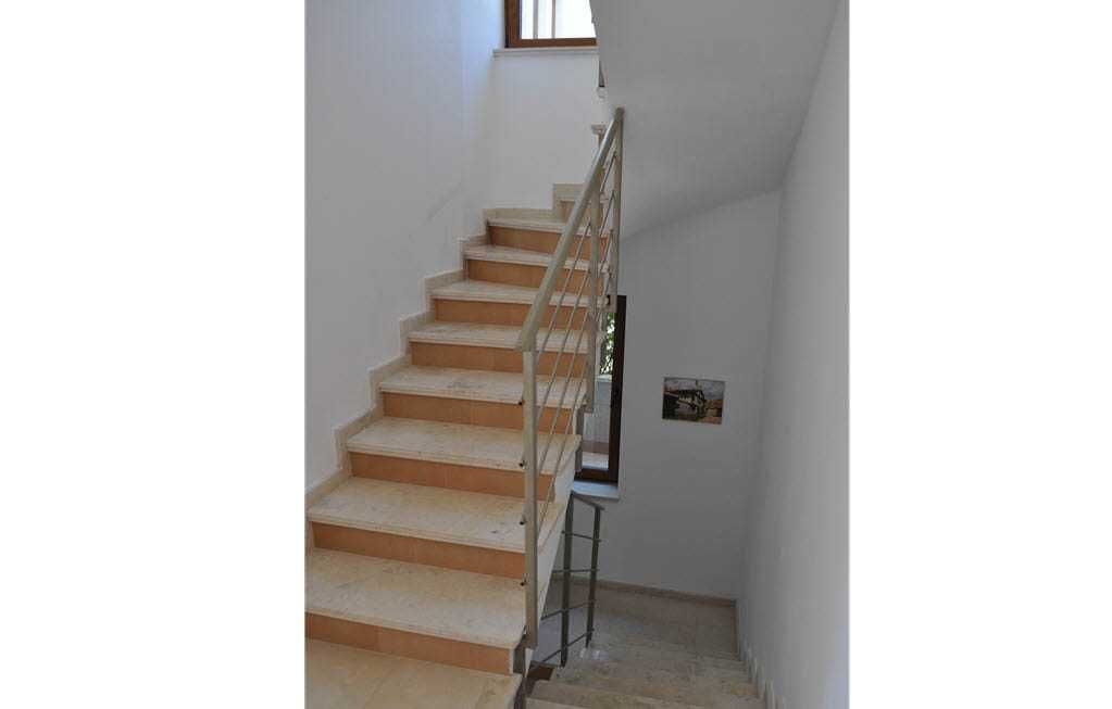 Продава се Къща в Бяла - 198 кв.м за 677 €/кв.м - Снимка #7