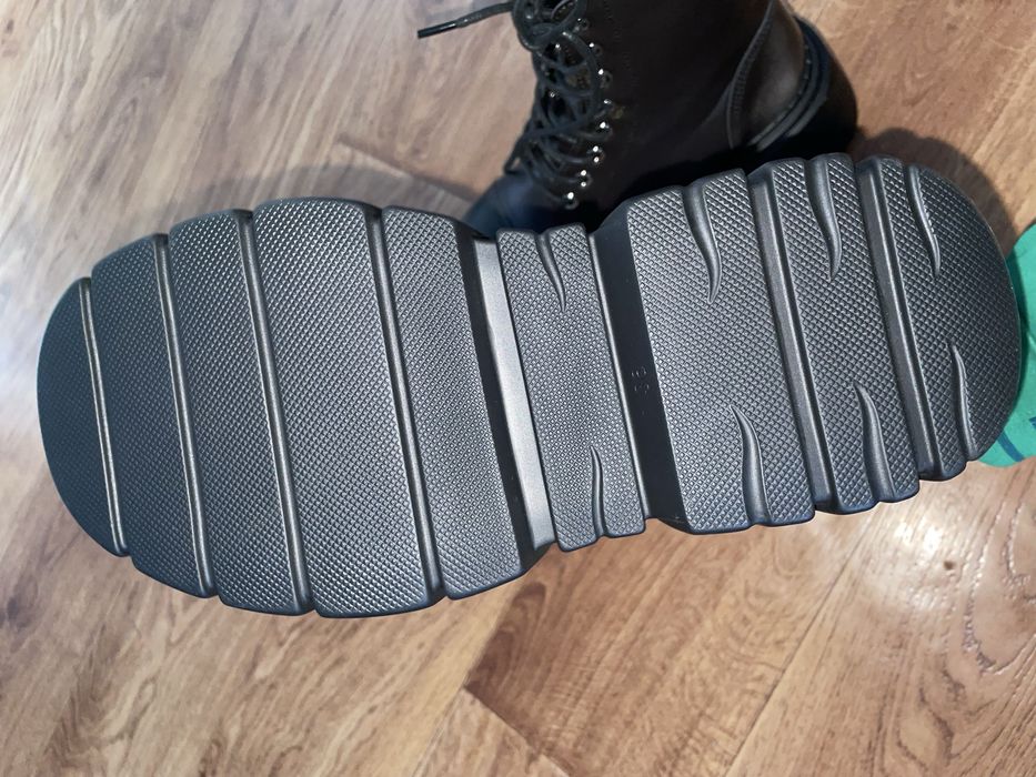 Боти Cropp Чисто Нови