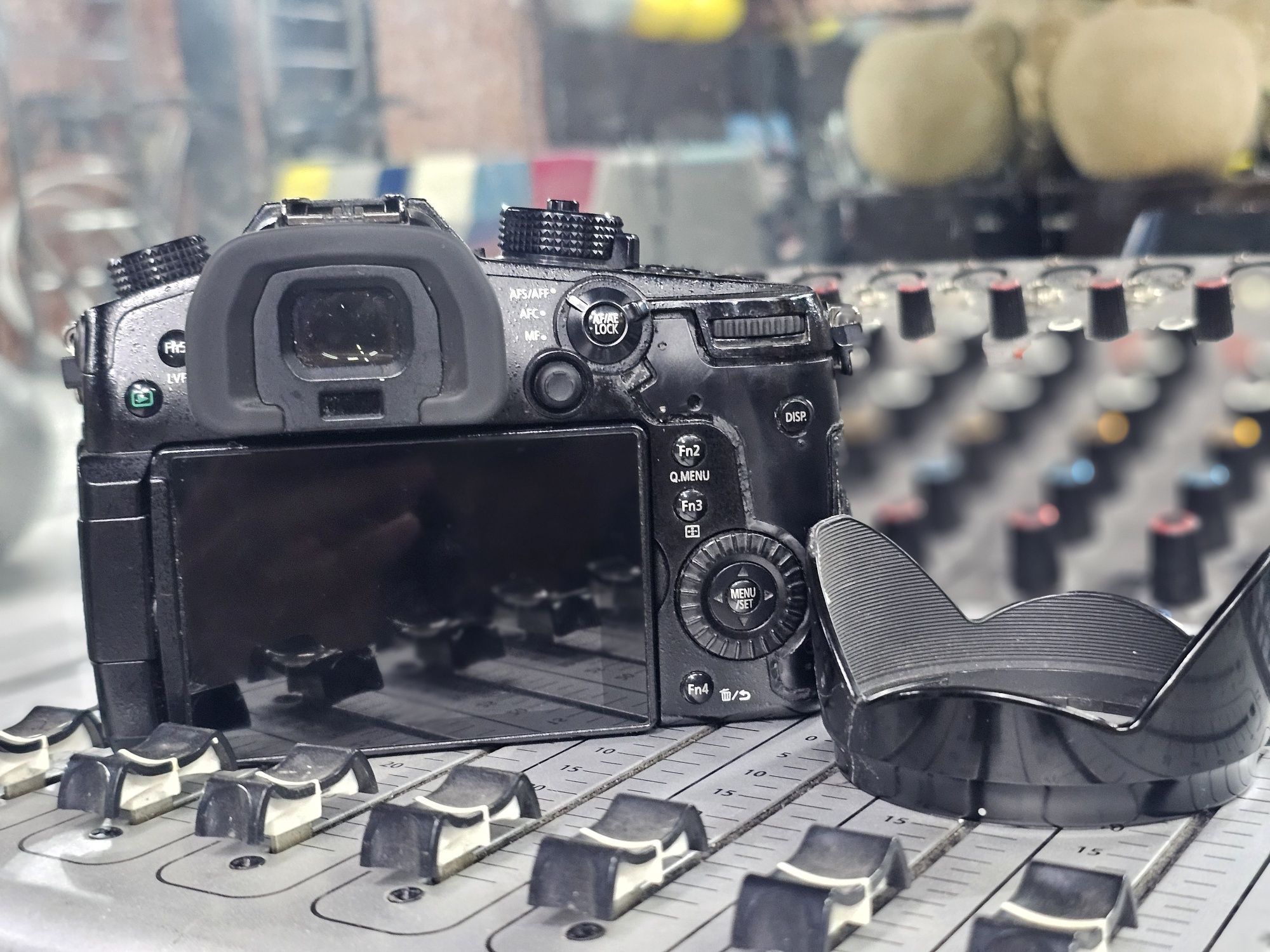 Lumix GH5 состояние отличное