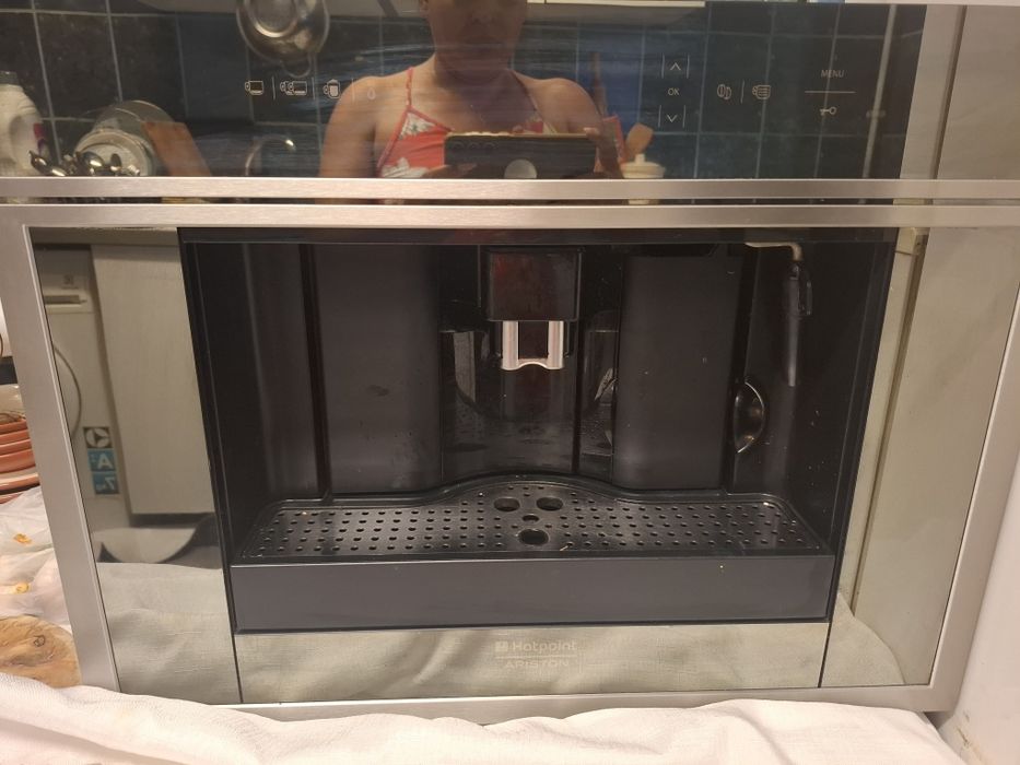 Aparat de cafea boabe Philips și hotpoin