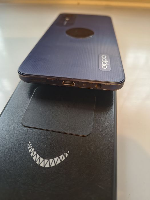 Oppo A17  blue navy